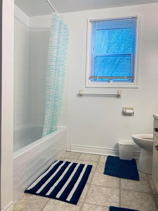 Private Fully Furnished Room In Halifax Shared Washroom المظهر الخارجي الصورة